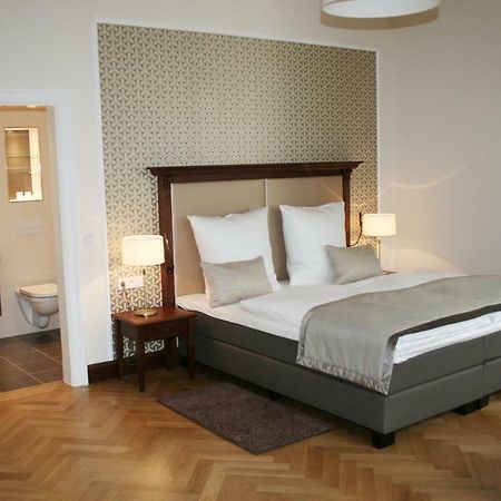 Hotel Villa Altenburg Possneck Exterior photo